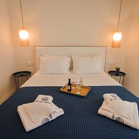 La Mer Bleue Beachfront Boutique Apartments Vrachati Exterior photo